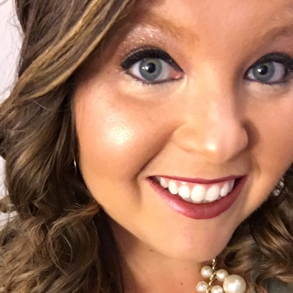 Meet your Posher, Jennifer